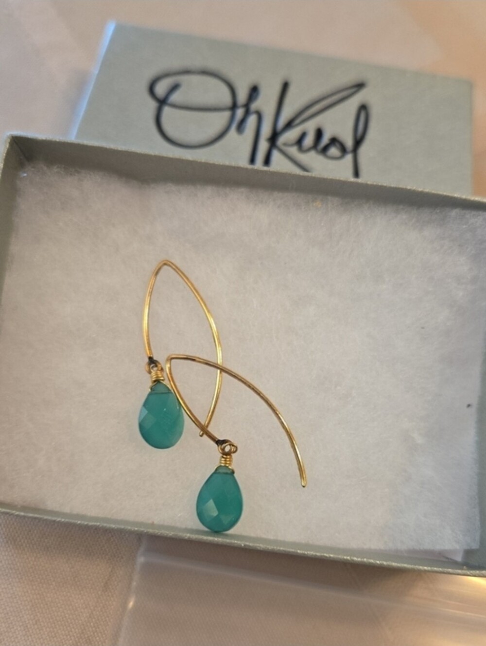 Emerald Green Onyx Earrings 14KT Gold Filled - Picture 3 of 6